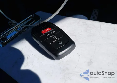 2025 Toyota Camry Se из США, поврежденный, VIN 4T1DAACK1SU054707